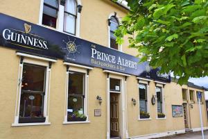 the prince albert backpackers and bar