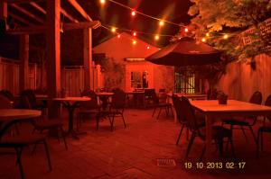 the prince albert backpackers and bar