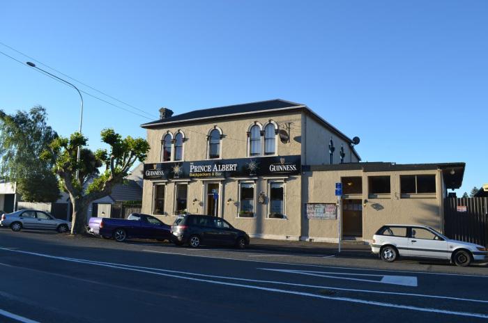 the prince albert backpackers and bar