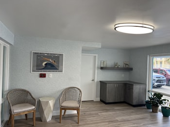 blu atlantic oceanfront hotel and suites