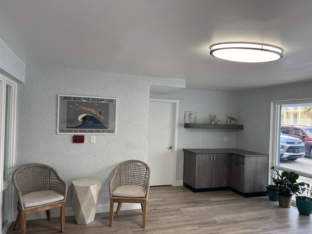 blu atlantic oceanfront hotel and suites