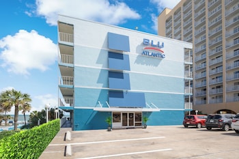 blu atlantic oceanfront hotel and suites