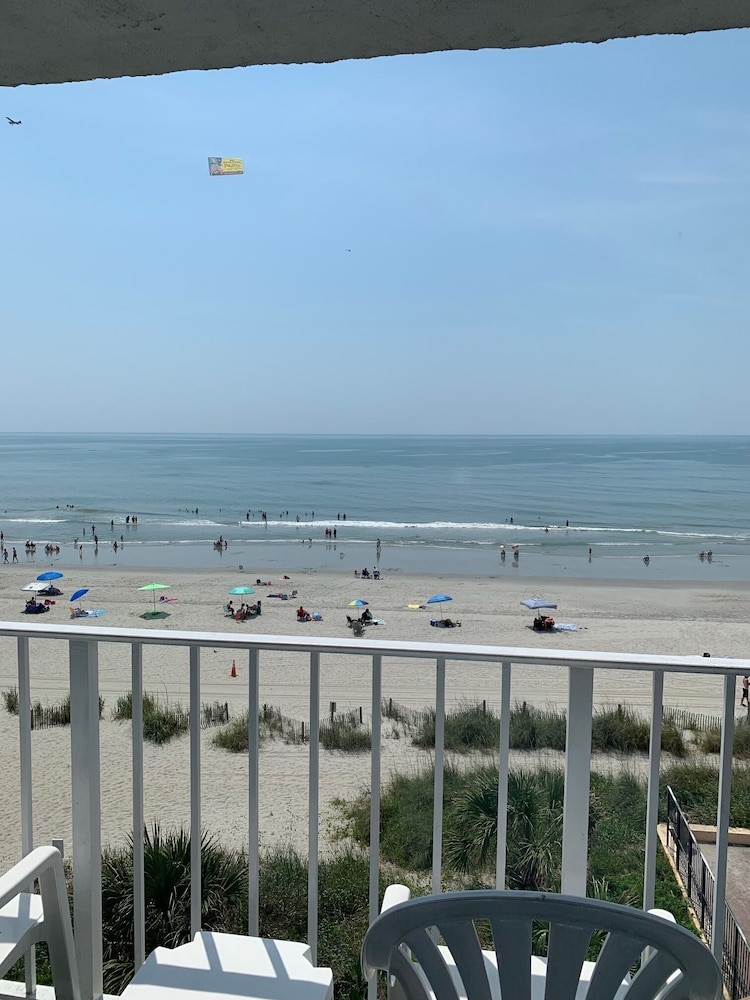 blu atlantic oceanfront hotel and suites