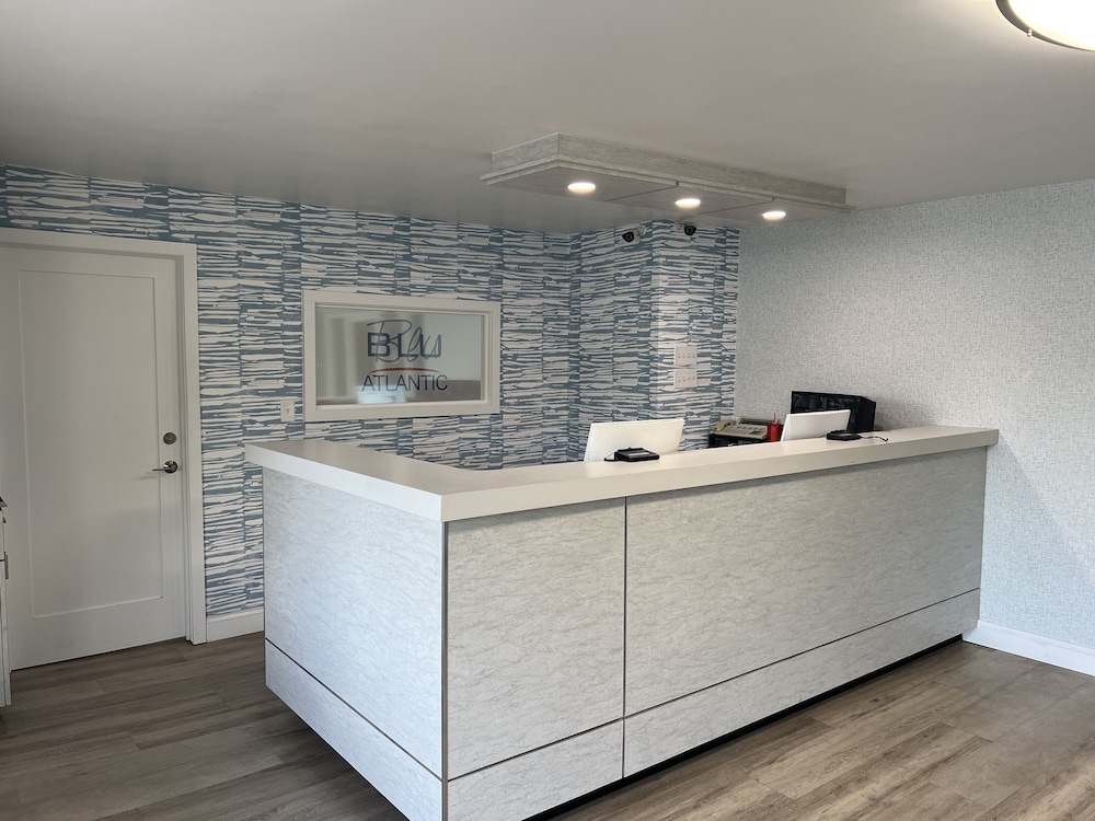 blu atlantic oceanfront hotel and suites