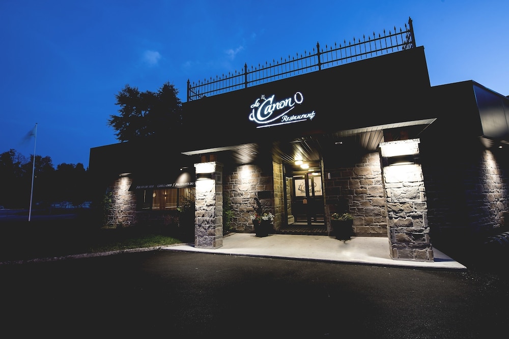 lescale hotel suites