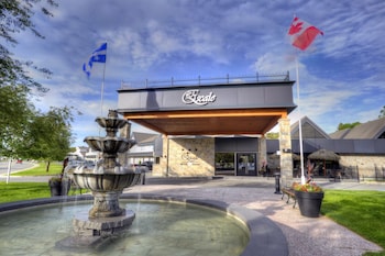 lescale hotel suites