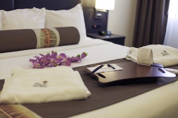 L'escale Hotel Suites,Saint-Laurent>>Quebec,4 star