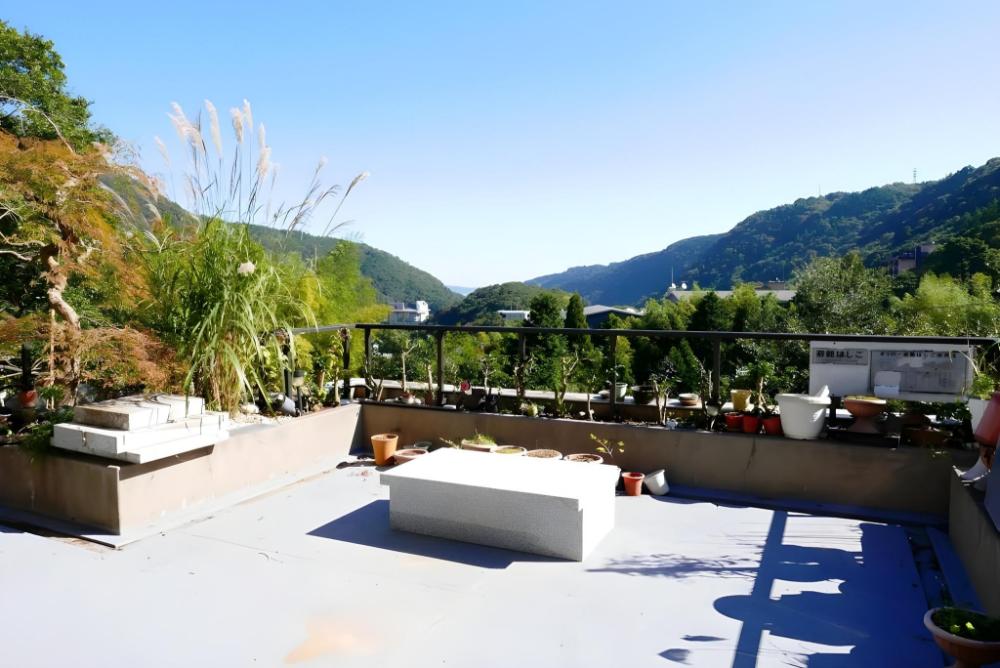 onsen hostel ks house hakone