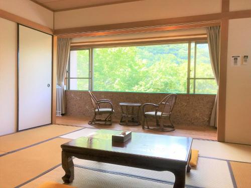 onsen hostel ks house hakone