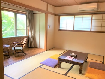 onsen hostel ks house hakone