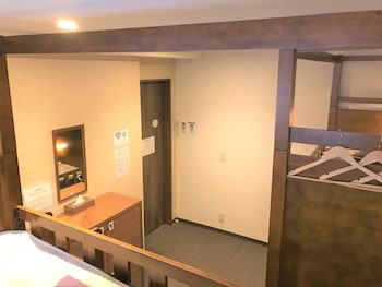 onsen hostel ks house hakone