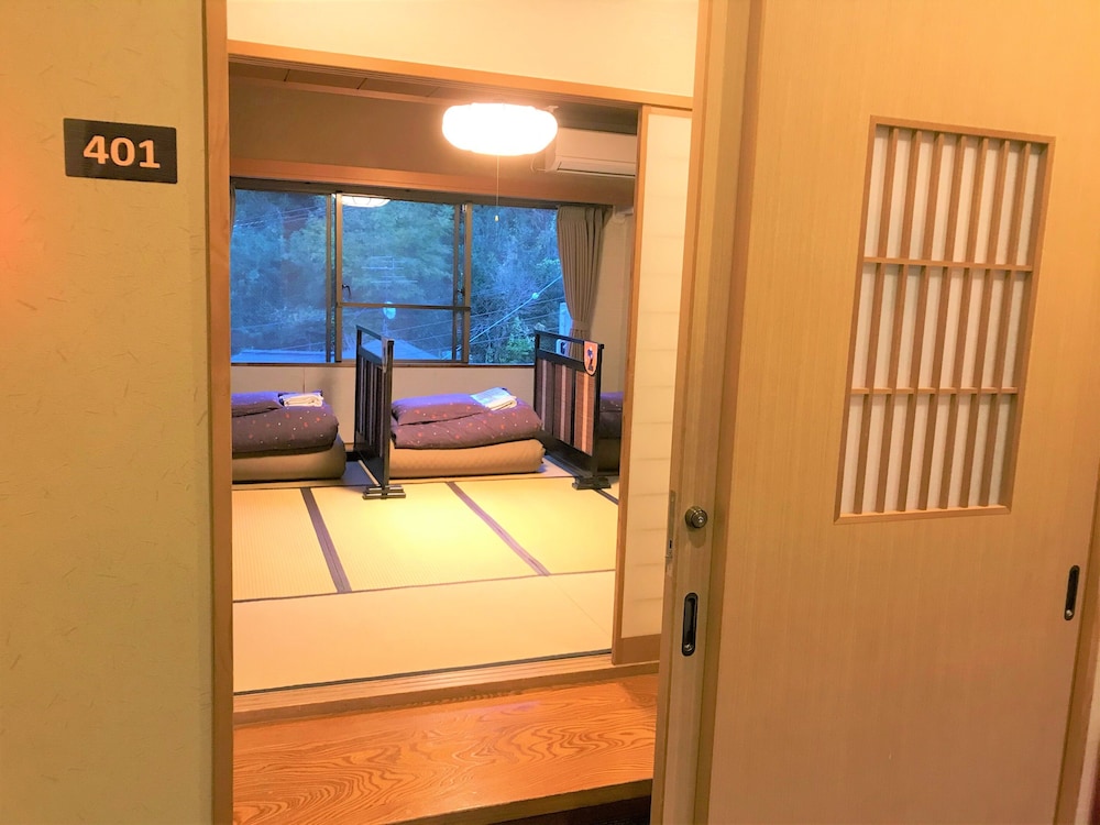 onsen hostel ks house hakone