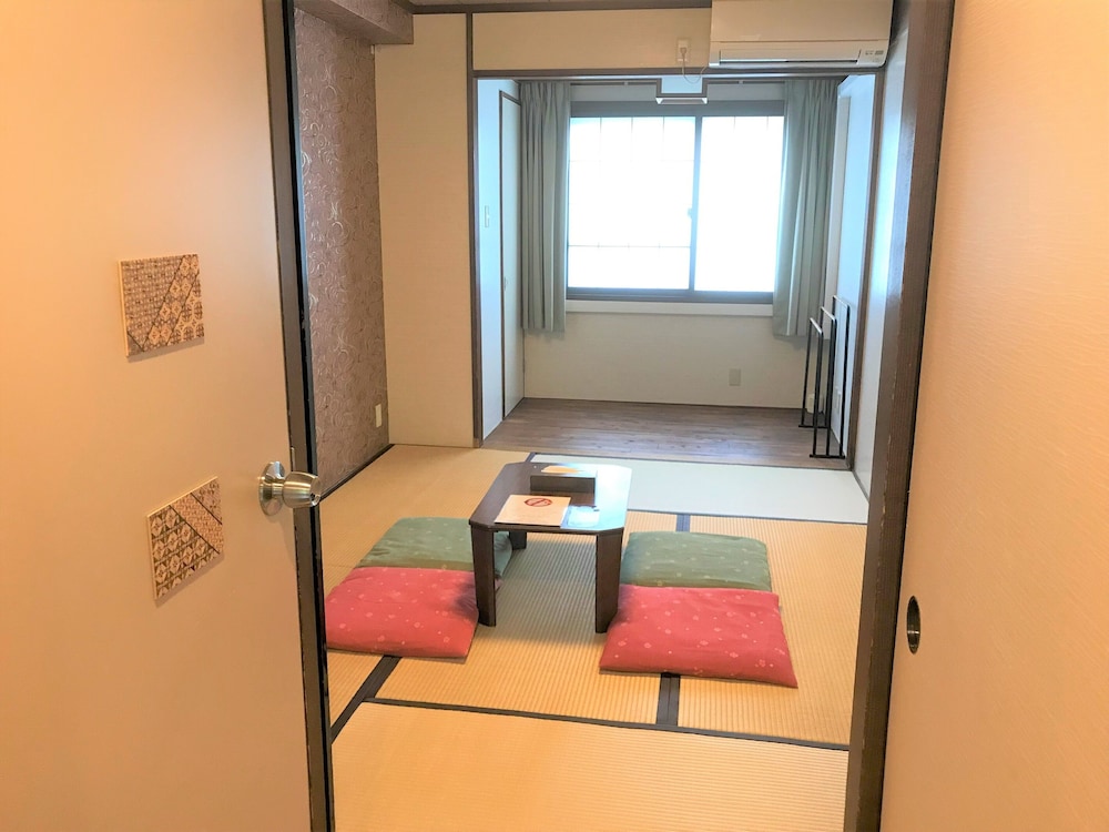 onsen hostel ks house hakone