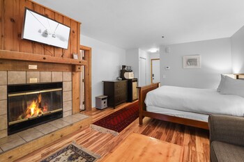 Kirkwood Retreat - 2 Bedroom Condo 2 Condo,,2 star