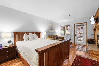 Kirkwood Retreat - 2 Bedroom Condo 2 Condo,,2 star