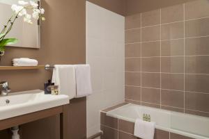 Nehô Suites Porte De Genève - Gare Annemasse,Near Chateau Bleu,3 star