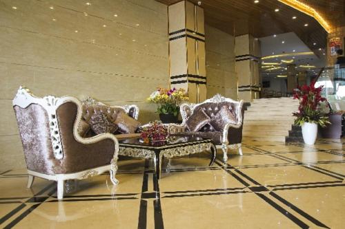 west hotel