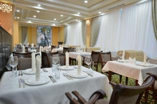 gloria hotel