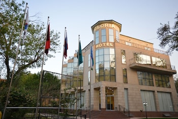 gloria hotel