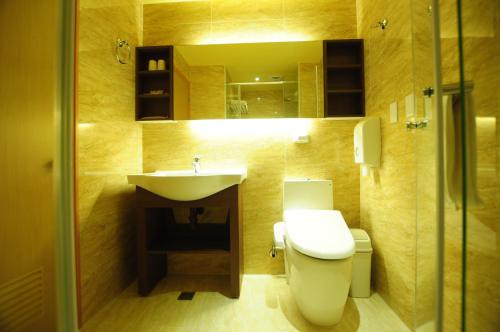 kindness hotel hualien main station
