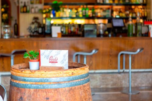 es baulo petit hotel