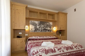 Hotel Cima Tosa,Molveno>>Madonna Di Campiglio,3 star
