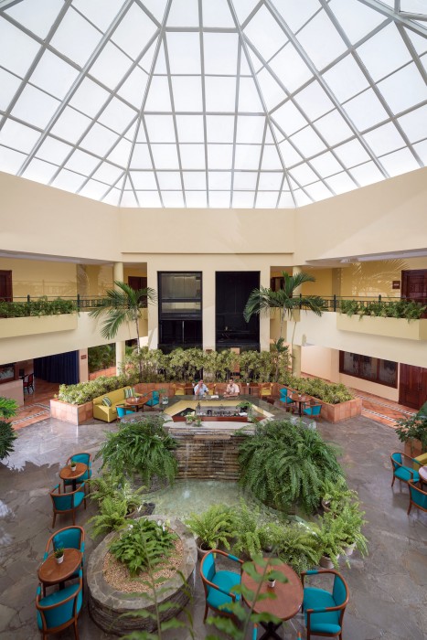 hodelpa garden suites golf and convention center