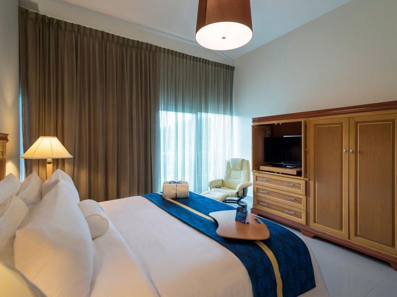 hodelpa garden suites golf and convention center