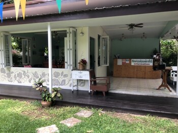 bamboo house kanchanaburi