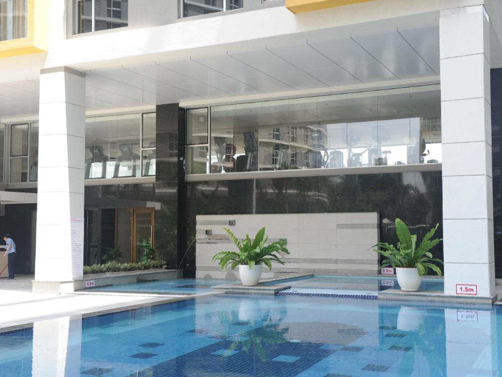 bluesky serviced apartment airport plaza