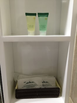 bluesky serviced apartment airport plaza