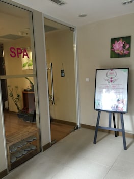 bluesky serviced apartment airport plaza