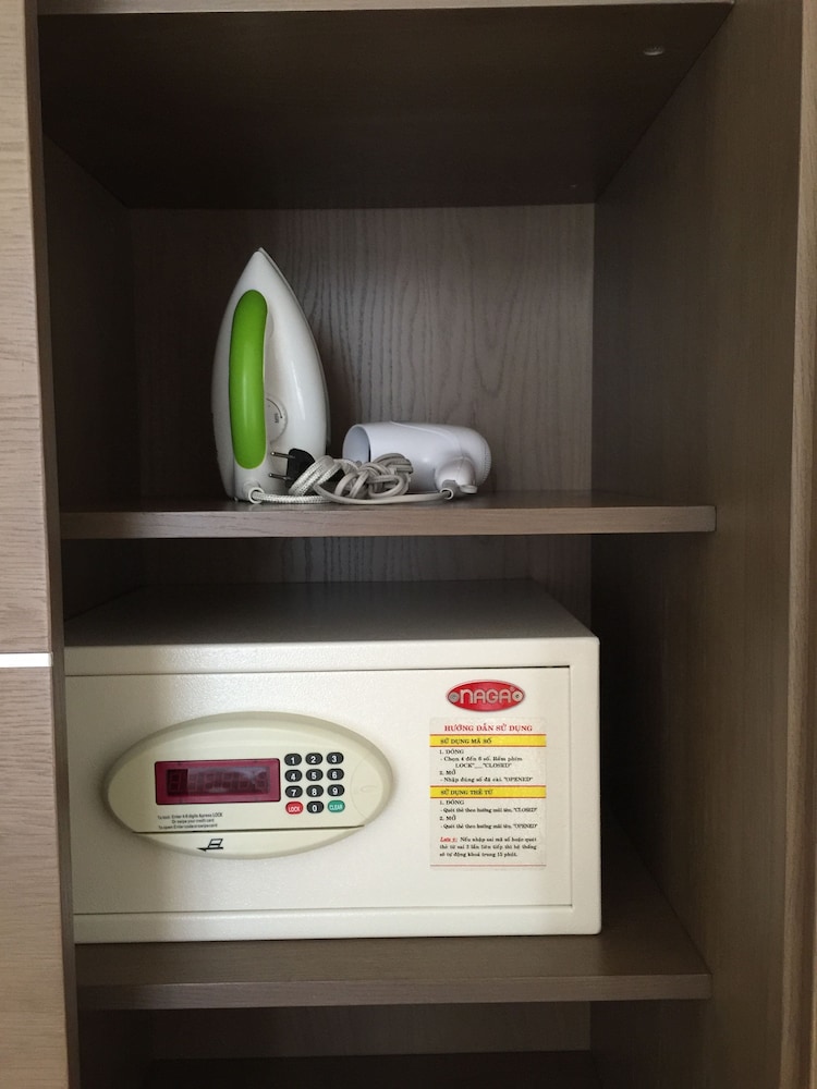bluesky serviced apartment airport plaza