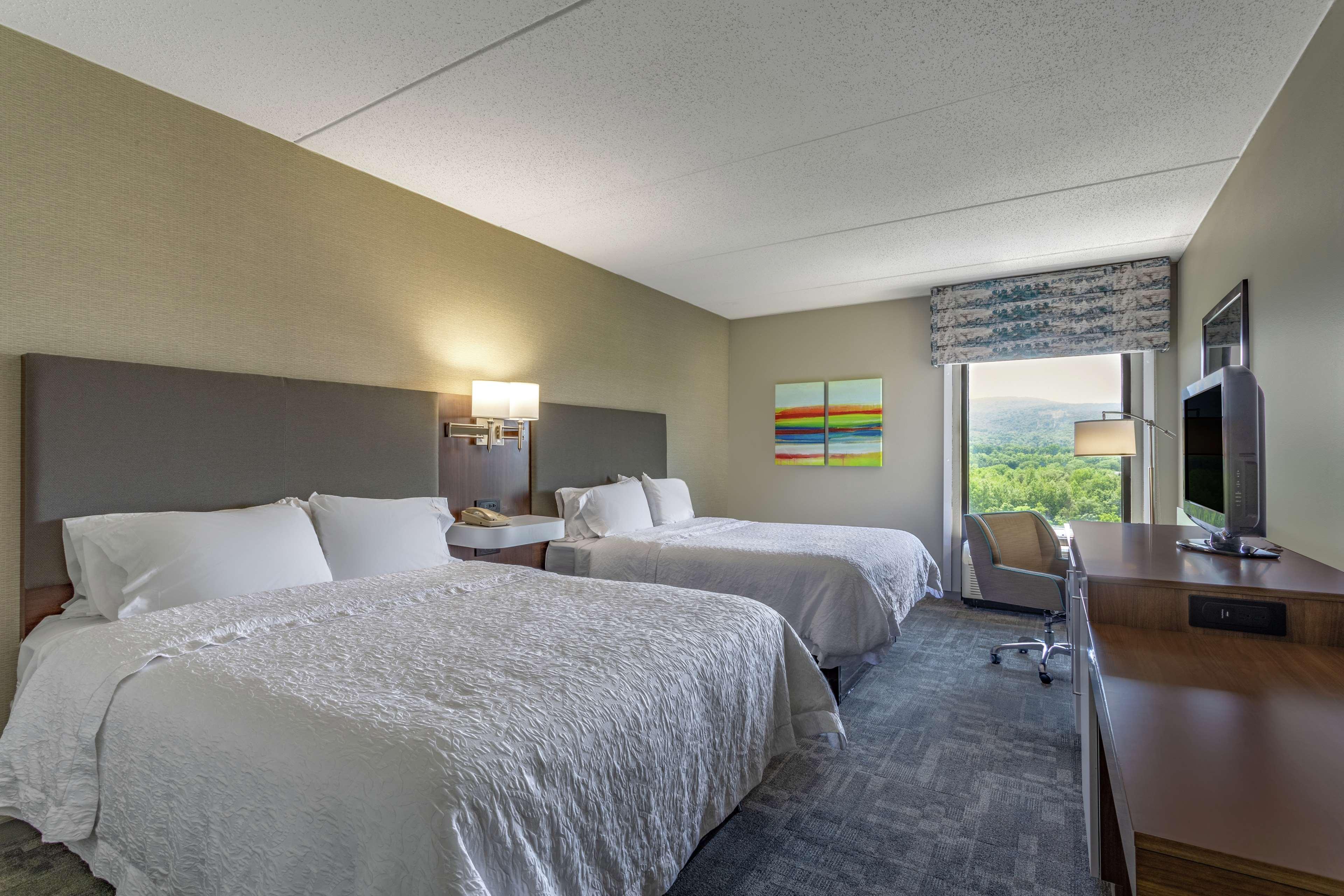 hampton inn bedford