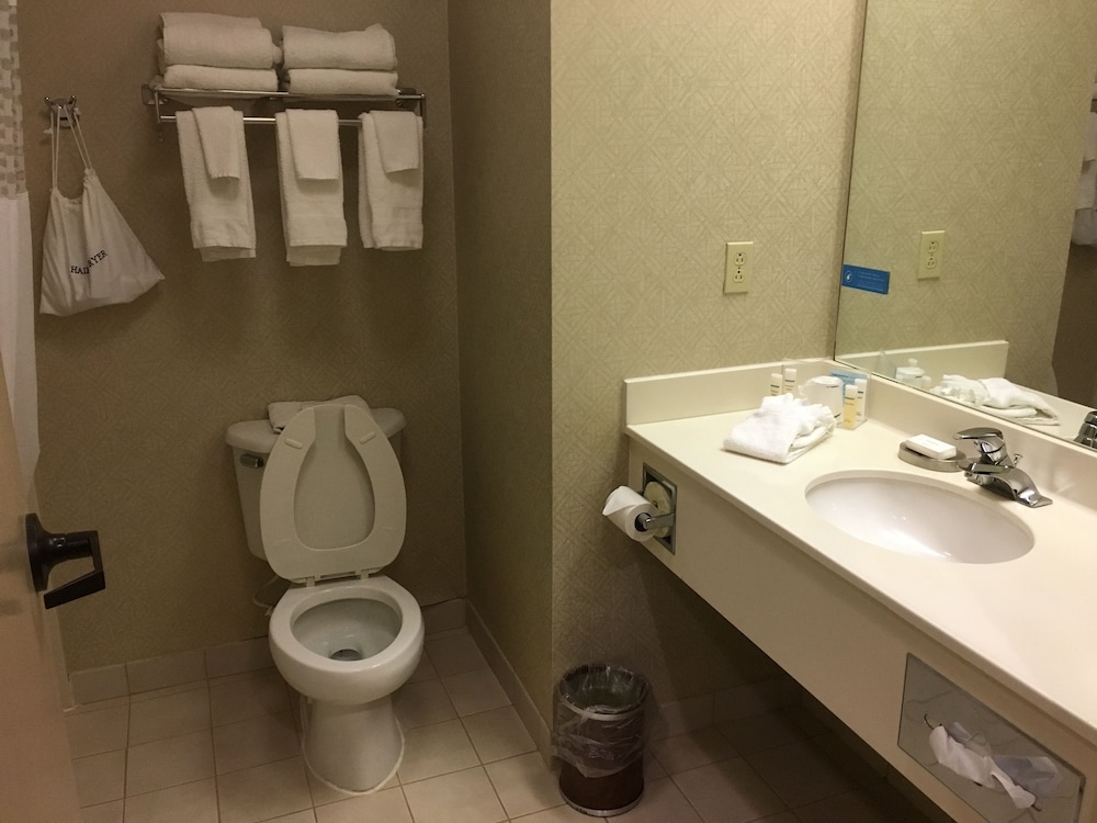 hampton inn bedford