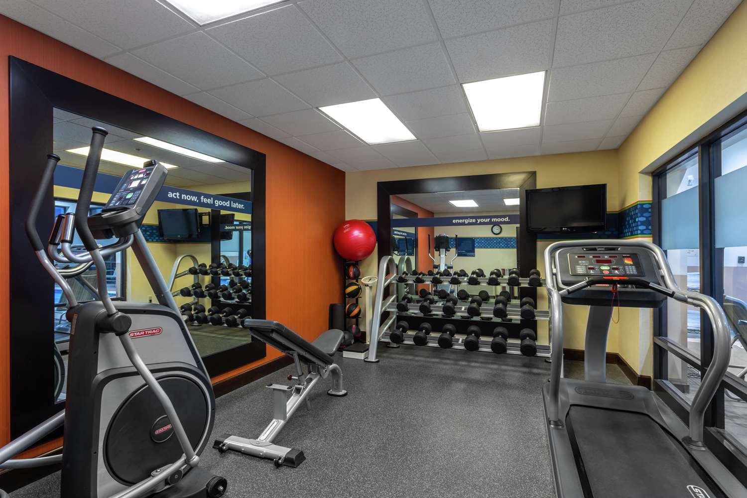 hampton inn bedford