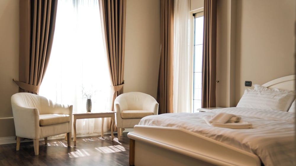 hotel majestic