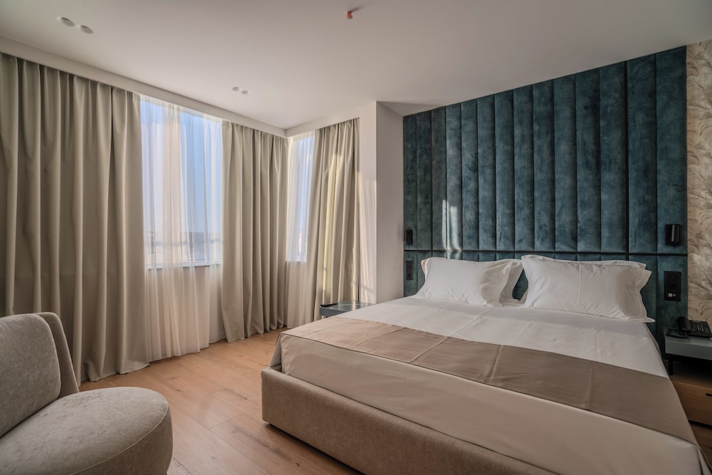 hotel majestic