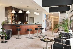holiday inn toulon city centre by ihg