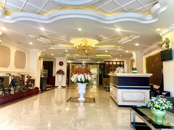 royal hotel dalat