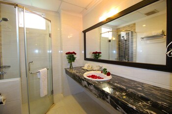 royal hotel dalat