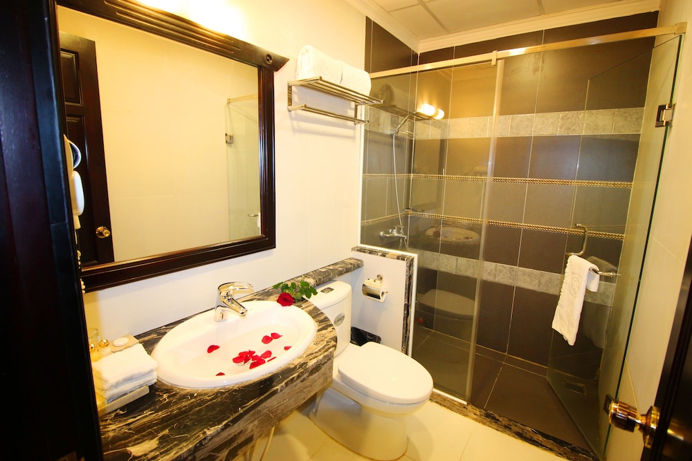 royal hotel dalat