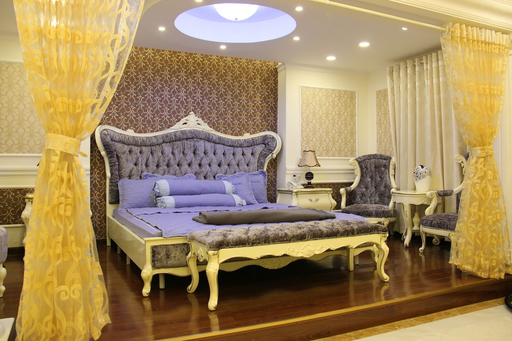 royal hotel dalat