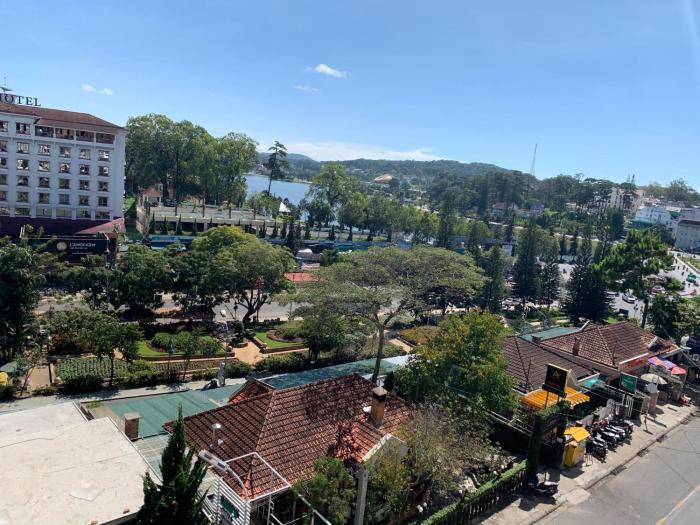 royal hotel dalat