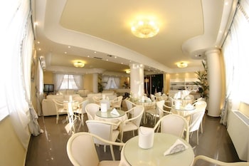 Hotel Luxor,Casoria>>Campania,3 star