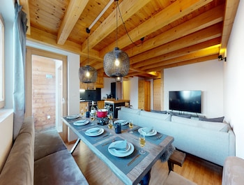 spacious apartment with balcony
