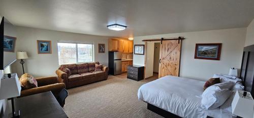 eagle river lodge
