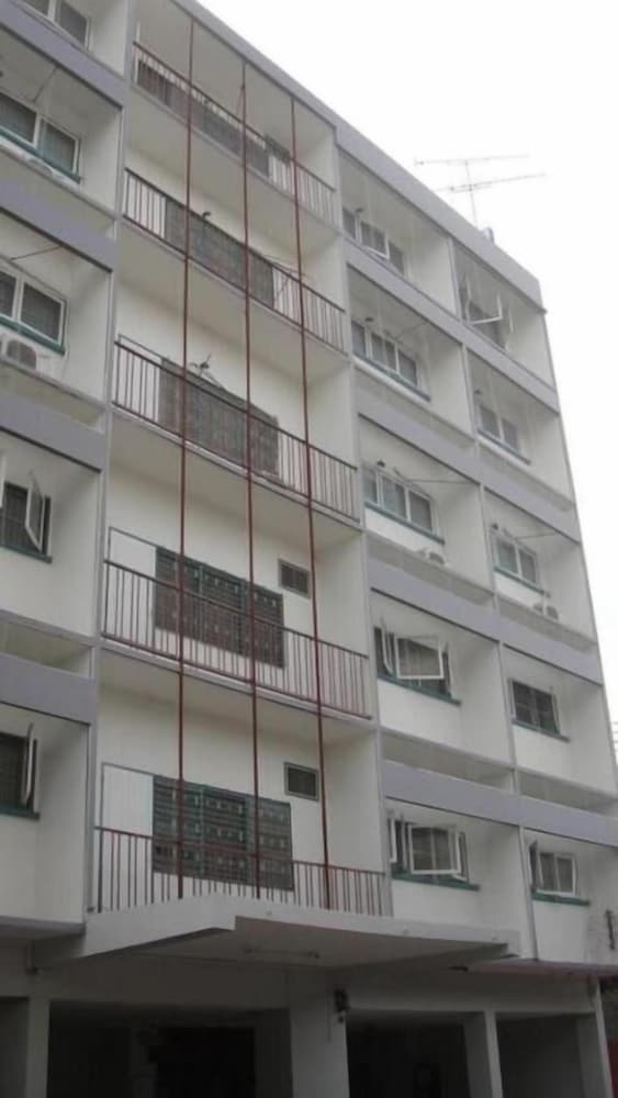 pakchong phubade hotel