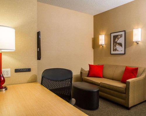 cambria hotel traverse city