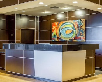 Cambria Hotel Traverse City,Traverse City>>Grand Traverse Bay,4 star